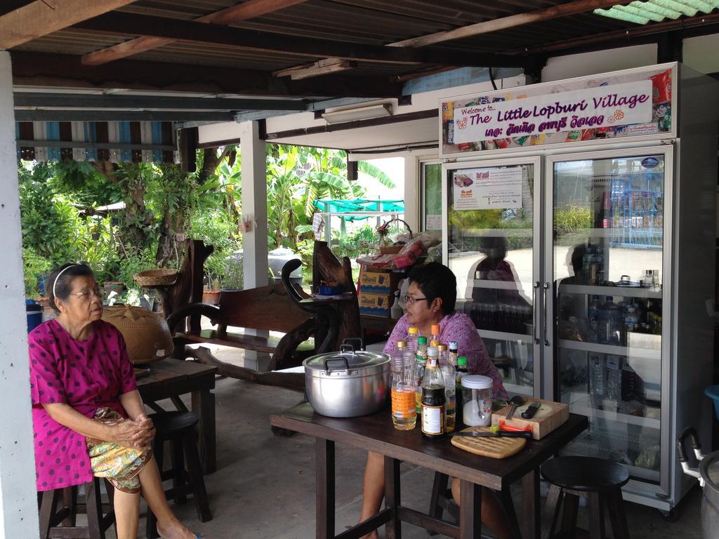The Little Lopburi Village Exterior foto