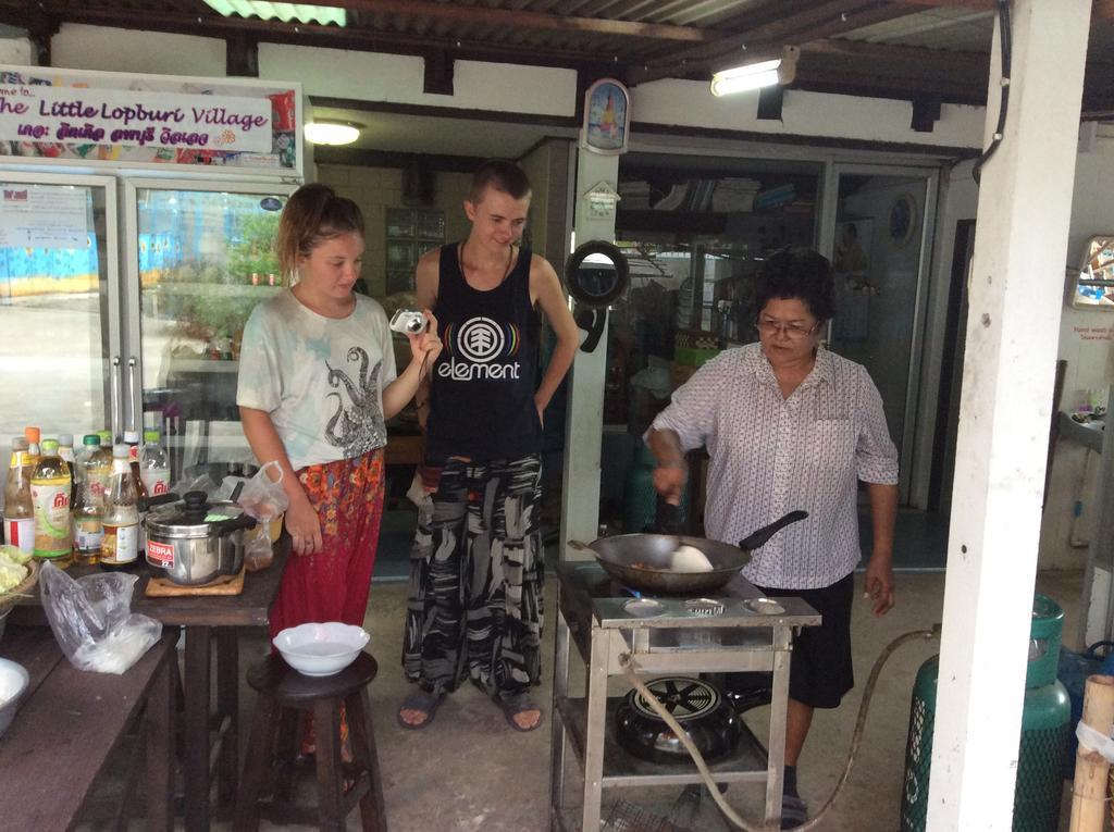 The Little Lopburi Village Exterior foto